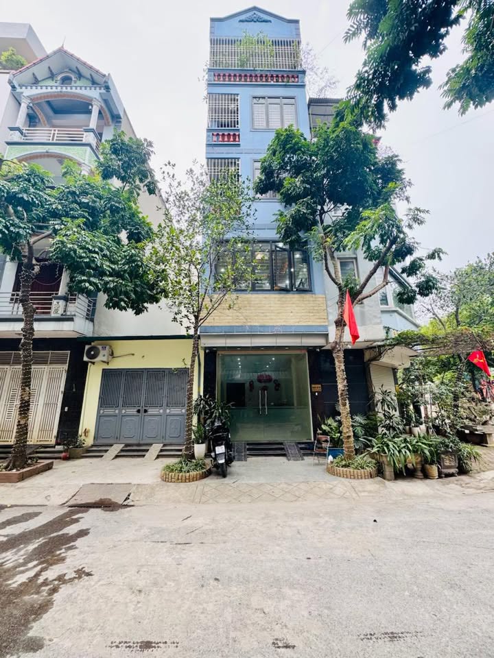 Nhà 5 tầng Phú Lương, Hà Đông 35m² giá 6x tỷ - Sẵn sàng vào ở ngay!