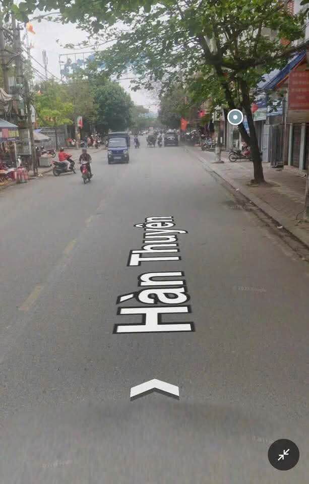 Nhà FrontHouse 2,5 tầng phố Hàn Thuyên, Nam Định 23m² giá 1,8 tỷ - Đường rộng ô tô tránh nhau!