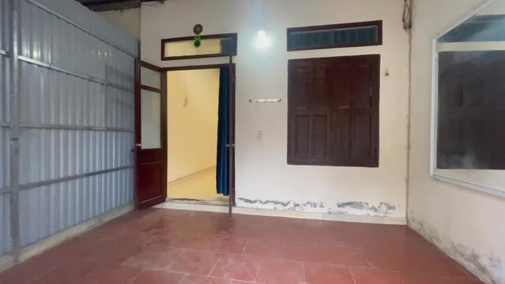 Nhà cấp 4 mặt đường Nguyễn Du Sơn La 64m² giá 750 triệu - Sẵn sàng vào ở ngay!