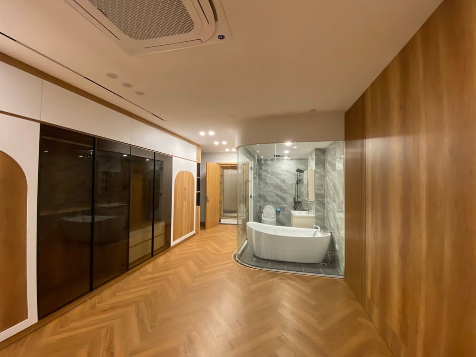 Nhà phố Nguyễn Thời Trung Long Biên 60m² giá thỏa thuận - Đầy đủ nội thất, chỉ việc vào ở!