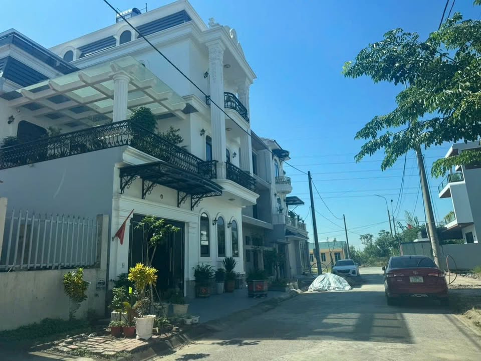 Đất Biệt Thự Trần Cao, Hưng Yên - 150m² - Sổ Hồng Sẵn Sàng - 3 Tỷ Tốt