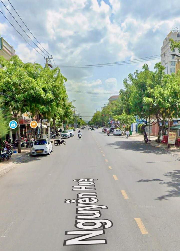 Nhà mặt tiền đường Nguyễn Huệ, Tuy Hoà 120m² giá 12 tỷ - Đầu tư sinh lời ngay!