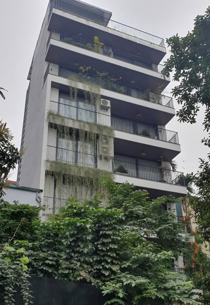 Apartment 145m² Xuân Diệu, Hà Nội - Dòng tiền 300tr/tháng, view công viên