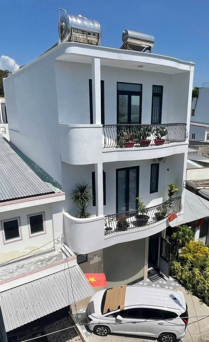 Nhà đẹp Phước Đồng Nha Trang 90m² giá 6.35 tỷ - Chính chủ bán gấp!
