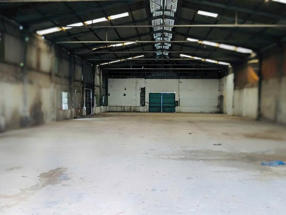 Cho thuê kho Hiệp Bình Phước - Thủ Đức 300m² giá 25 triệu - Không gian rộng rãi, thuận tiện!