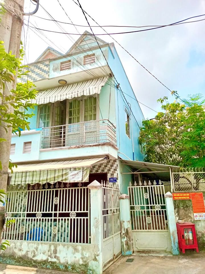 Nhà bán hẻm 111 Huỳnh Thúc Kháng, Quận Ninh Kiều, 102m² - Giá tốt, thương lượng!