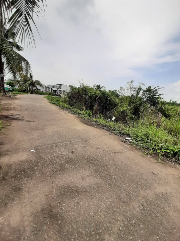 Đất nền Ấp Mỹ Phước, Sóc Trăng 640m² giá 1.6 tỷ - Cơ hội đầu tư tiềm năng!