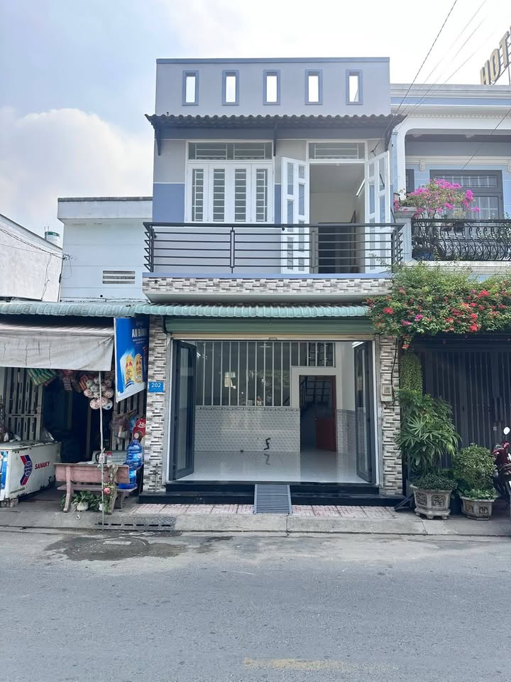 Nhà mặt tiền Nguyễn Thị Tú, Vĩnh Lộc B, 41m² giá 3.2 tỷ - Sẵn sàng vào ở ngay!