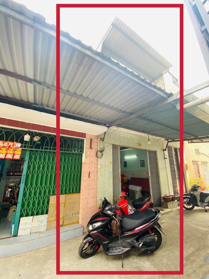 Nhà giá rẻ Quận Bình Tân 48m² giá 4.88 tỷ - Vị trí đắc địa, tiện ích đầy đủ!