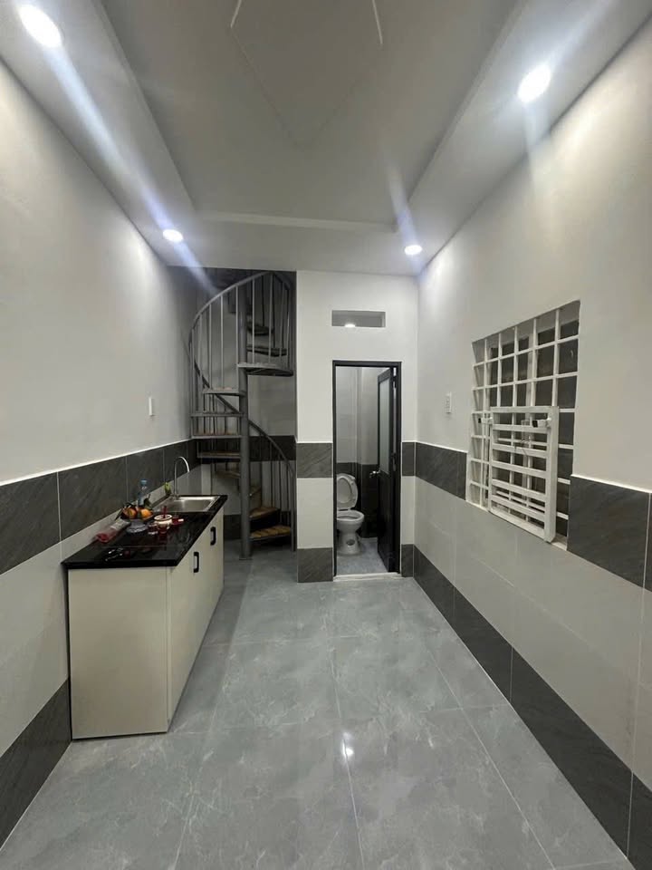 Nhà phố Nguyễn Kiệm Gò Vấp 36m² giá 2.2 tỷ - Tiện nghi đầy đủ!