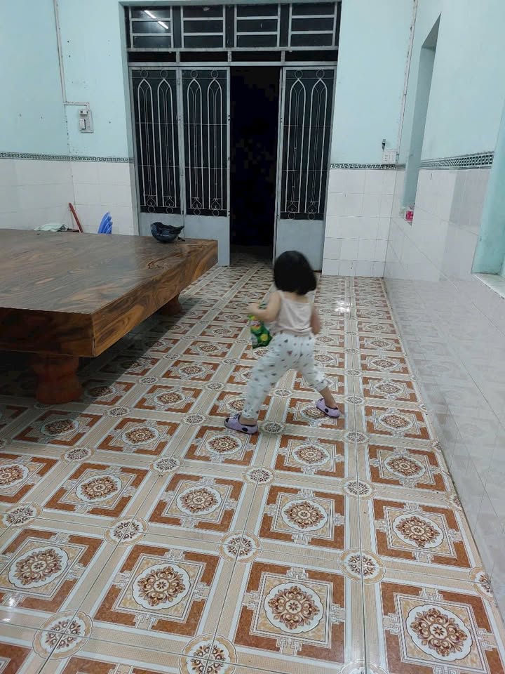 Nhà cho thuê tại Tái định cư Tân Biên 100m² giá chỉ 2.2 triệu - Gần nhà thờ Đại Lộc!