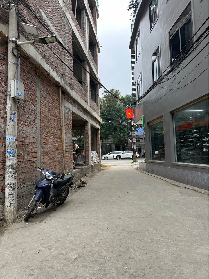 Đất nền Phường Hà Huy Tập, 300m² giá thỏa thuận - Tiềm năng phát triển lớn!