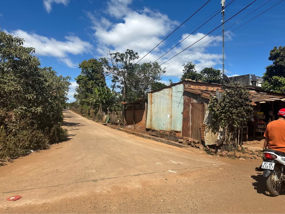 Đất thổ cư Làng Nhao, Xã Ia Kênh, 127m² giá 700 triệu - Vị trí siêu đẹp gần chợ!