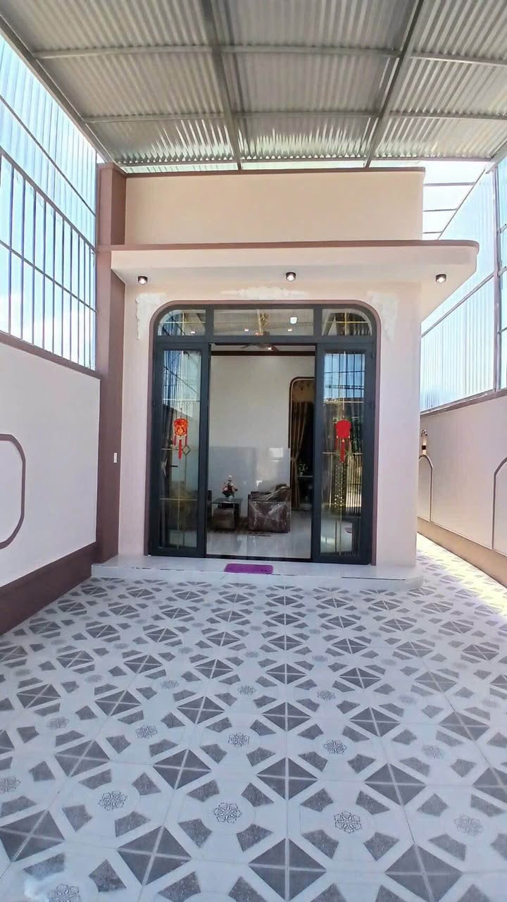 Nhà hẻm Trần Phú, Hòa Thành, 120m² giá 1.65 tỷ - Sẵn sàng vào ở ngay!