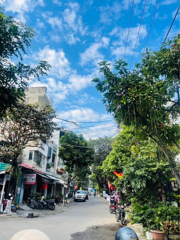 Nhà Mặt Tiền Hoá Sơn 3, Hải Châu - 56m² Giá 6.7 Tỷ, Sổ Hồng Sẵn Sàng