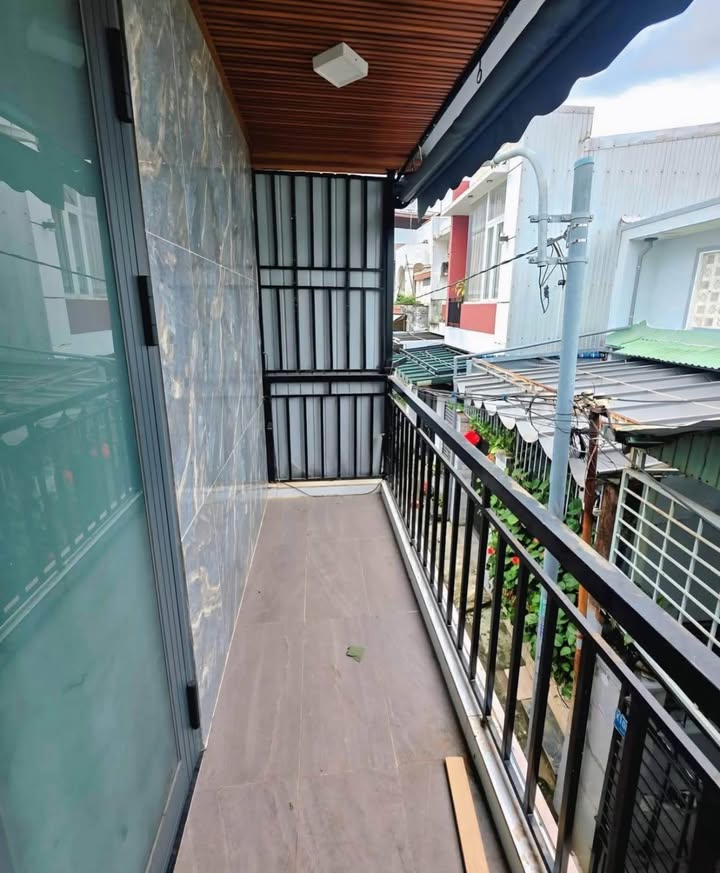 Nhà 2 tầng kiệt Trường Chinh 72m² giá 3.35 tỷ - Sân vườn thoáng mát!