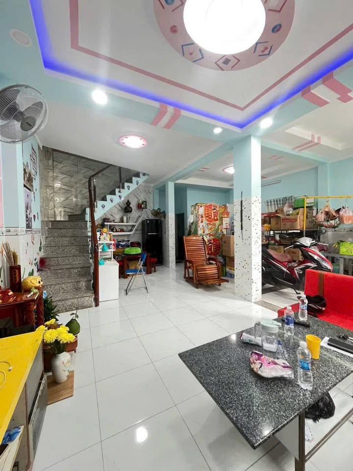 Nhà phố Trảng Dài Biên Hòa 112m² giá 990 triệu - Thiết kế hiện đại, tiện nghi!