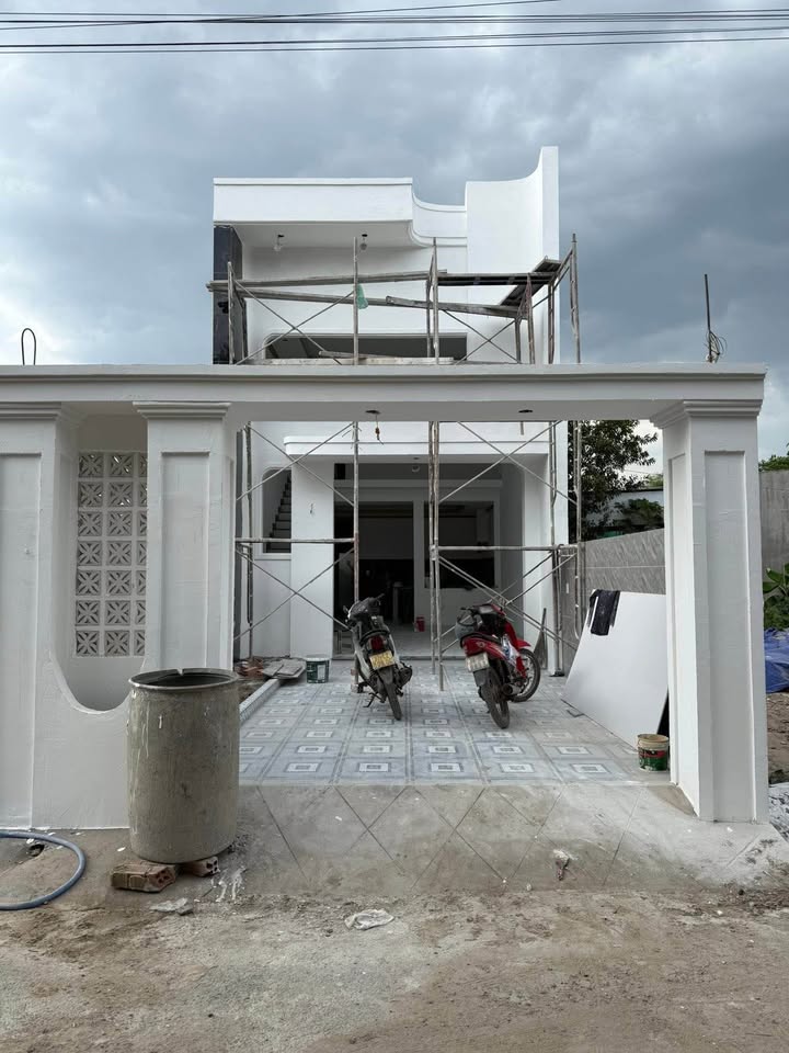 Nhà An Viễn, Trảng Bom 105m² giá 1 tỷ - Sổ đỏ chính chủ, thiết kế hiện đại!