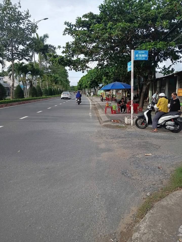 Đất mặt tiền đường Hồ Thị Nhâm, Long Đức 150m² giá 599 triệu - Cơ hội đầu tư sinh lời!
