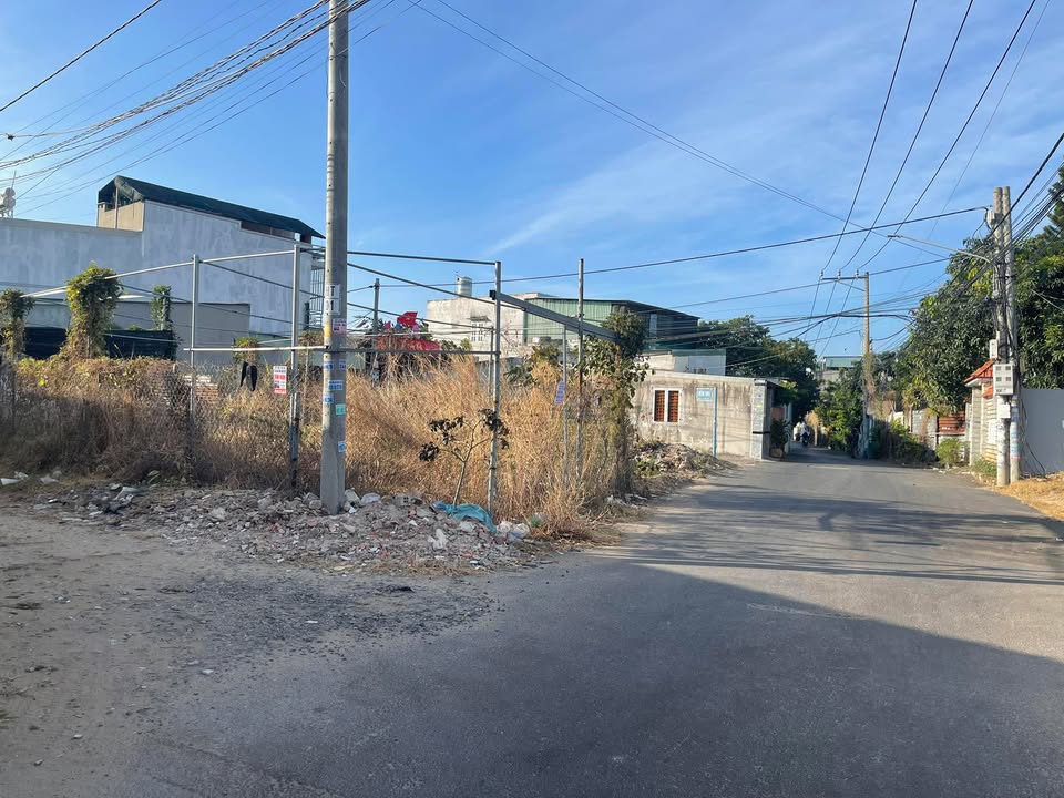 Đất nền Vũng Tàu 280m² giá 7 tỷ - Sổ đỏ chính chủ, vị trí đắc địa!