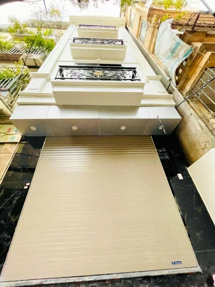 FrontHouse Chùa Quỳnh, Quận Hai Bà Trưng 40m² giá 12.8 tỷ - Thiết kế hiện đại, thang máy tiện lợi