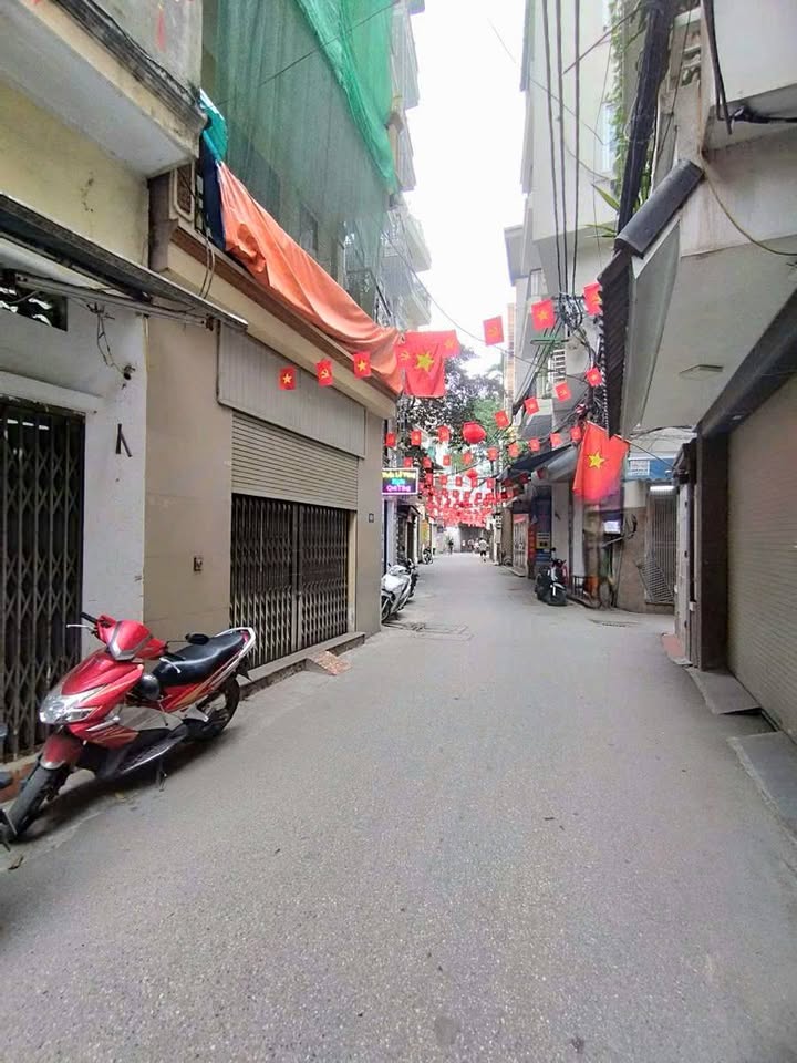 Đất Bùi Xương Trạch - Thanh Xuân 50m² giá 16.9 tỷ - Tiềm năng đầu tư lớn!