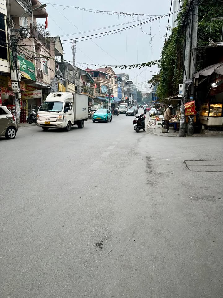 Đất mặt đường Vũ Duệ, Phú Thọ 200m² giá 9 tỷ - Kinh doanh tuyệt vời!