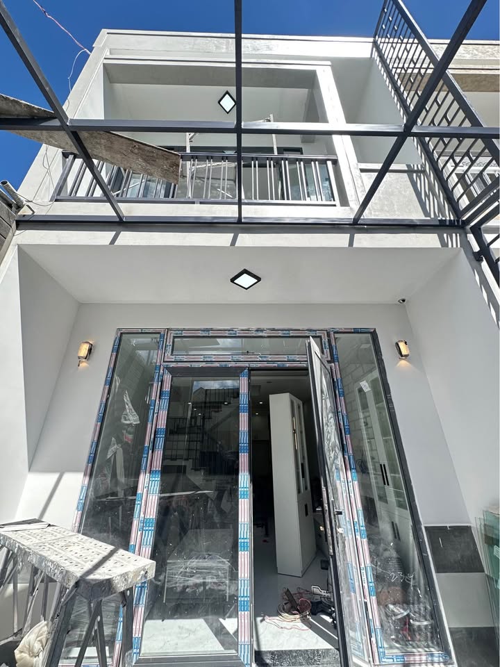 Nhà mới đường Quang Trung, phường 10, Đà Lạt 65m² - Giá 3.9 tỷ, thương lượng trực tiếp!