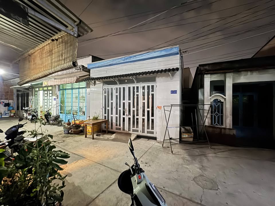 Nhà cấp 4 đường Nguyễn Thị Tú, Bình Tân 95m² giá 2.8 tỷ - Sổ hồng riêng, bớt lộc