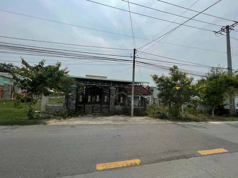 Đất nền An Nhơn Tây, Củ Chi 708m² giá 5.4 tỷ - Tiện ích đầy đủ xung quanh!