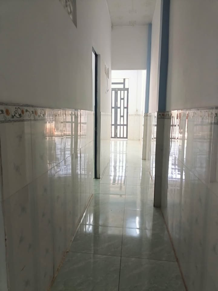 Nhà cho thuê tại vòng xoay Suối Cam, Thuận Phú, 2PN giá chỉ 2.5 triệu