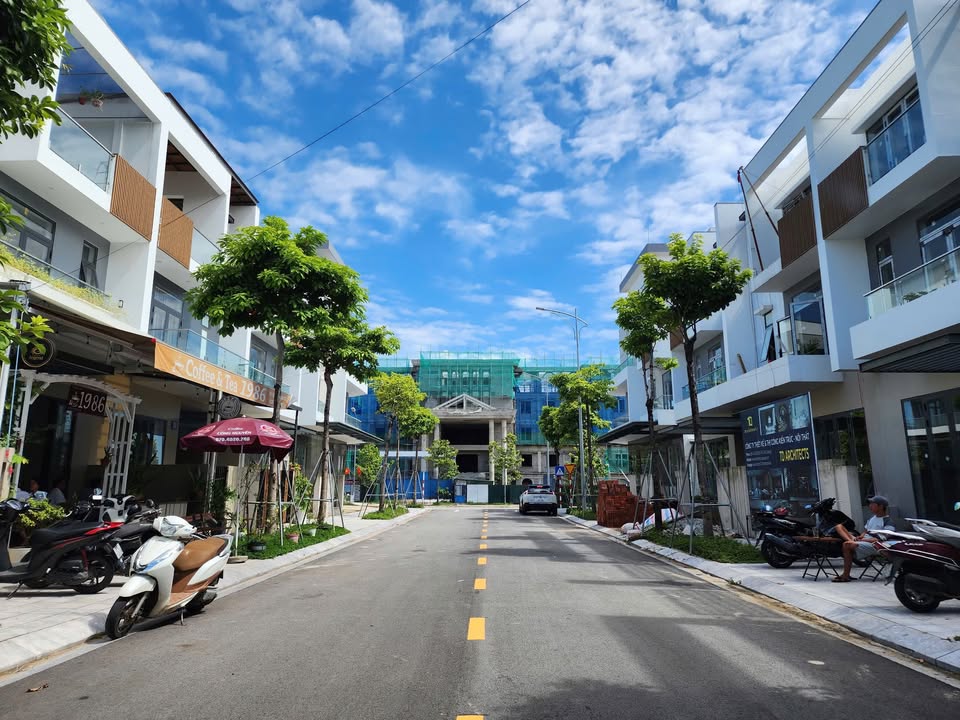 Nhà phố 3 tầng An Cựu City Huế 81m² giá 4.95 tỷ - Vị trí đắc địa gần Aeon Mall