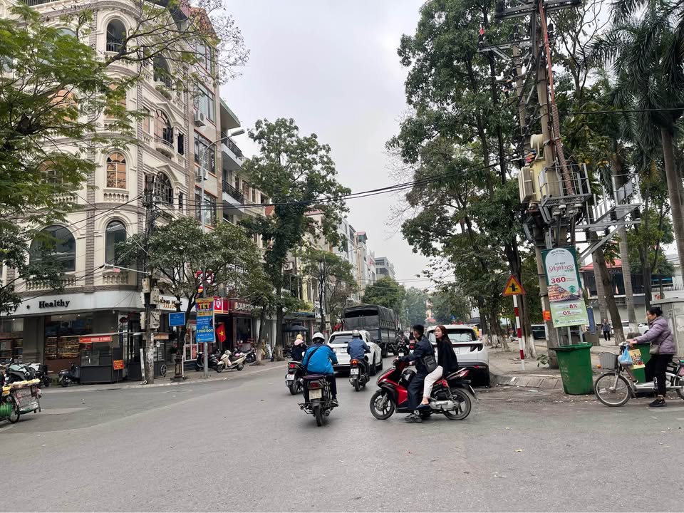 Nhà phố mặt tiền Nguyễn Gia Thiều Bắc Ninh 79m² - Kinh doanh sầm uất!