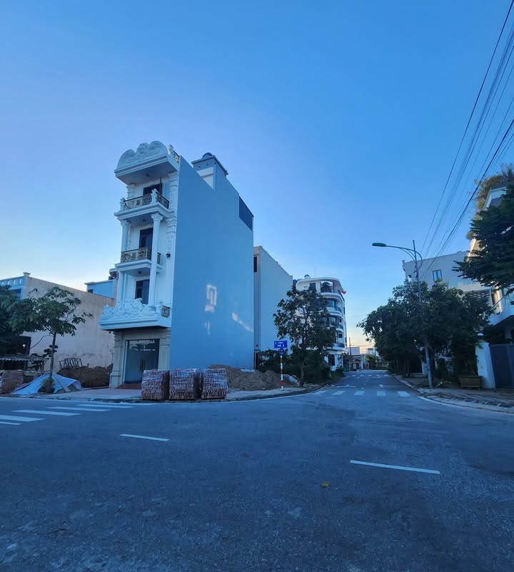 Bán Gấp Lô Góc Kinh Doanh Mặt Tiền 5.05m Đường Kỳ Đồng, Thái Bình