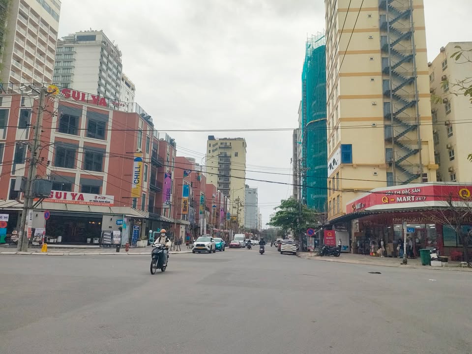 Nhà Mặt Tiền Nguyễn Văn Thoại, Sơn Trà - 80.7m² Kinh Doanh Sầm Uất, 1 Phút Ra Biển Mỹ Khê