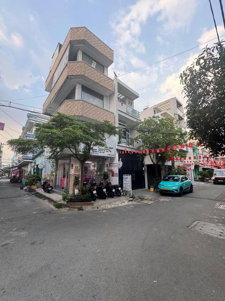 FrontHouse Cư Xá B Quận 6 65m² giá 8.5 tỷ - Mặt tiền đường sầm uất!