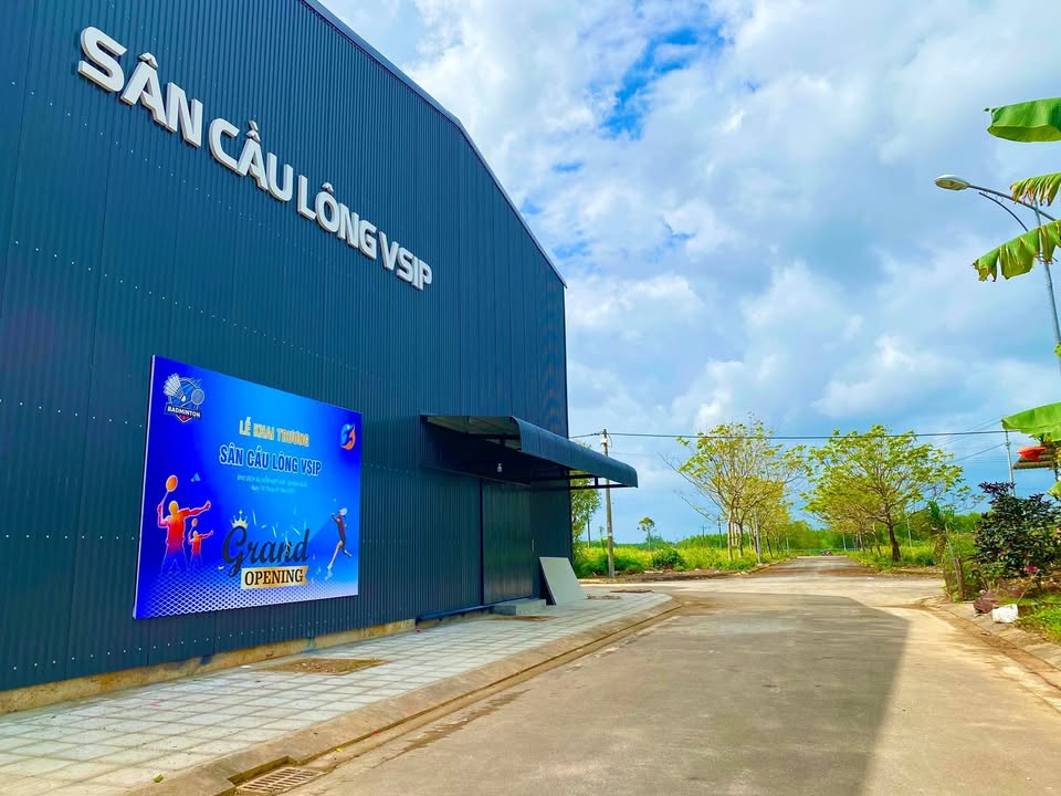 Bán Đất Kinh Doanh VSIP Quảng Ngãi 126m² Hướng Nam - Gần Sân Cầu Lông