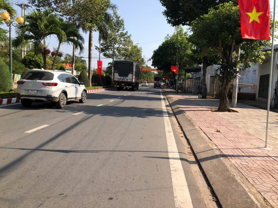 Nhà mặt tiền Đường 30-4, Huyện Càng Long, 157m² giá 2.2 tỷ - Thích hợp kinh doanh!