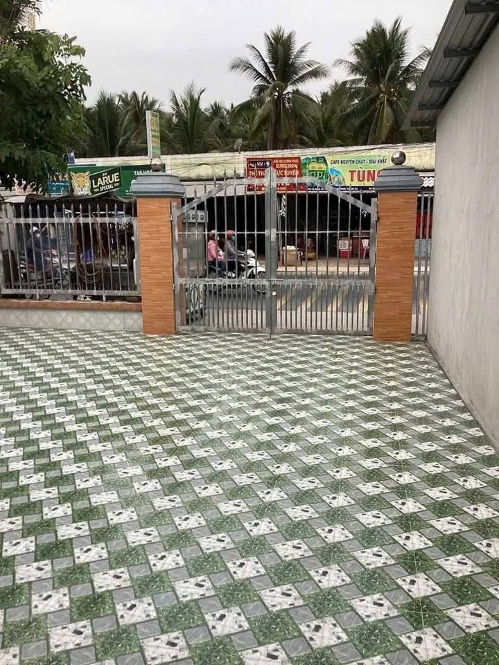 Bán Nhà Mặt Tiền QL57 Bến Tre 1600m² - Vườn Bưởi Da Xanh, Giá 8 Tỷ