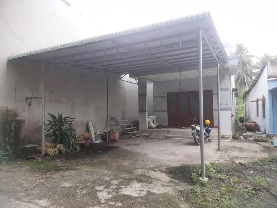 Nhà bán tại Xã Qưới Sơn, Huyện Châu Thành, diện tích 220m² - Giá chỉ 800 triệu!