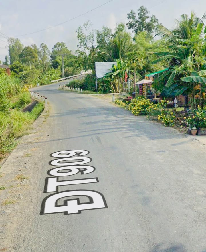 Đất nền 1.3 công đường tỉnh 909 Nhơn Phú Vĩnh Long giá 1.5 tỷ - Cơ hội đầu tư tuyệt vời!