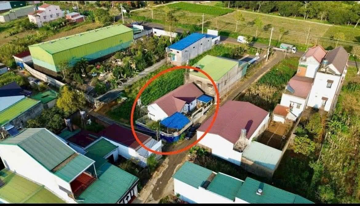 Nhà 2 mặt tiền hẻm 175 Lý Thái Tổ, Bảo Lộc 164m² - Thiết kế đẹp, giảm giá sốc!