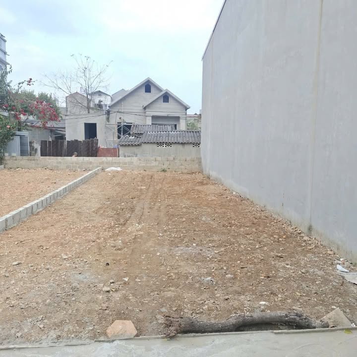 Đất trung tâm TP Lạng Sơn 72m² giá 1.65 tỷ - Gần Vincom, thương lượng ngay!