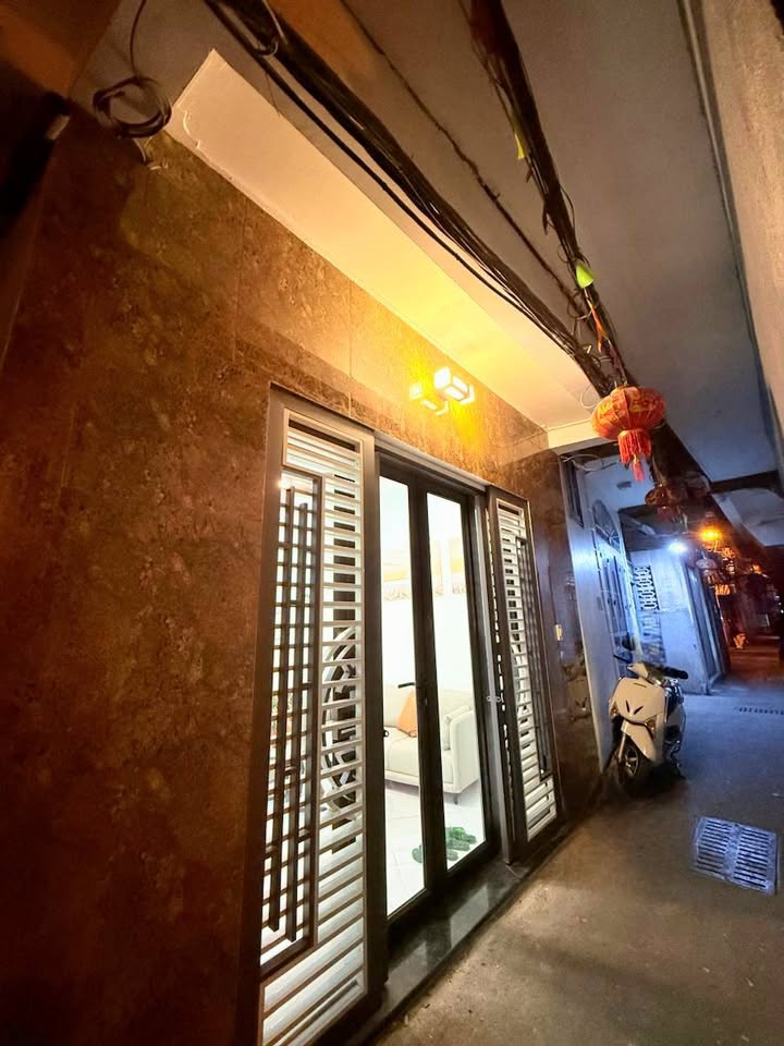 Nhà Khương Trung, Thanh Xuân 28m² giá 6.86 tỷ - Lô góc, ô tô vào tận nhà!