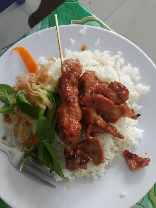 Nhà mặt tiền Hà Huy Tập Buôn Ma Thuột 180m² giá 2.1 tỷ - Đầu tư sinh lời ngay!