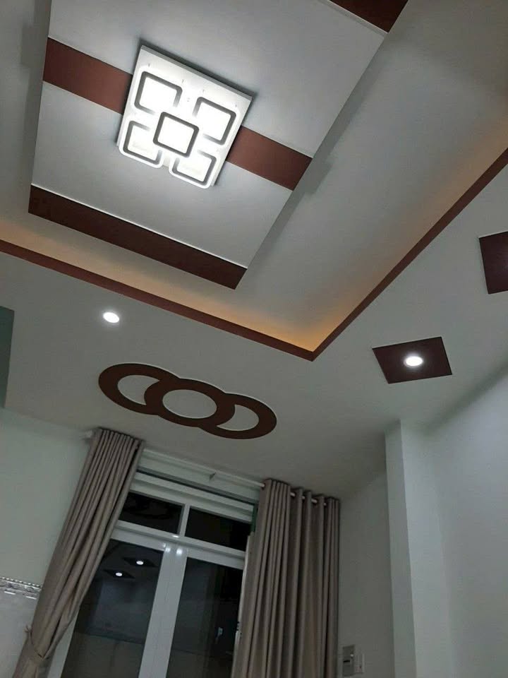 Nhà phố 1 Trệt 2 Lầu Hẻm Dasu Trần Hưng Đạo 47m² giá 4.8 tỷ - Đầu tư sinh lời!