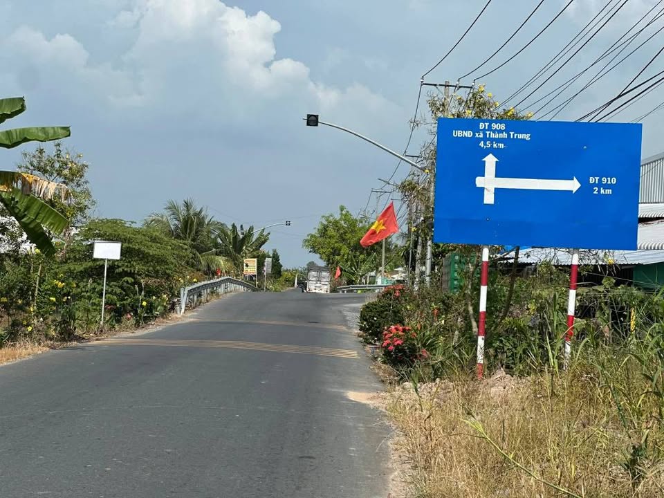 Đất nền Vĩnh Long 200m² giá 600 triệu - Cơ hội đầu tư hấp dẫn!