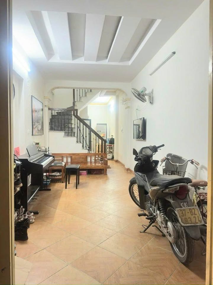 Nhà phố Bùi Xương Trạch 40m² giá thỏa thuận - Thiết kế 4 tầng hiện đại