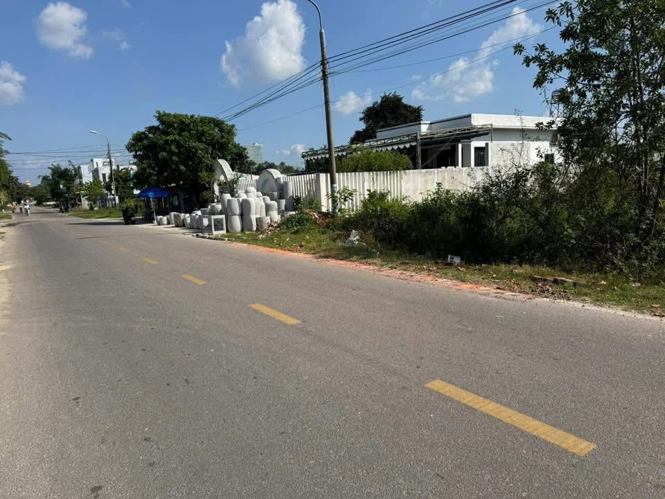 Đất mặt tiền Huỳnh Thúc Kháng - Thị trấn Hà Lam - 231m² - Kinh doanh tốt!