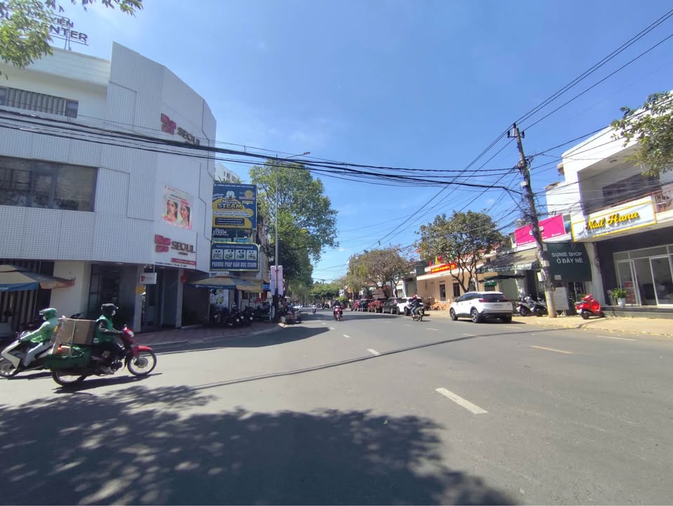 FrontHouse 2 mặt tiền Ngô Tất Tố TP Buôn Ma Thuột 70m² giá 8 tỷ - Đầu tư sinh lời ngay!